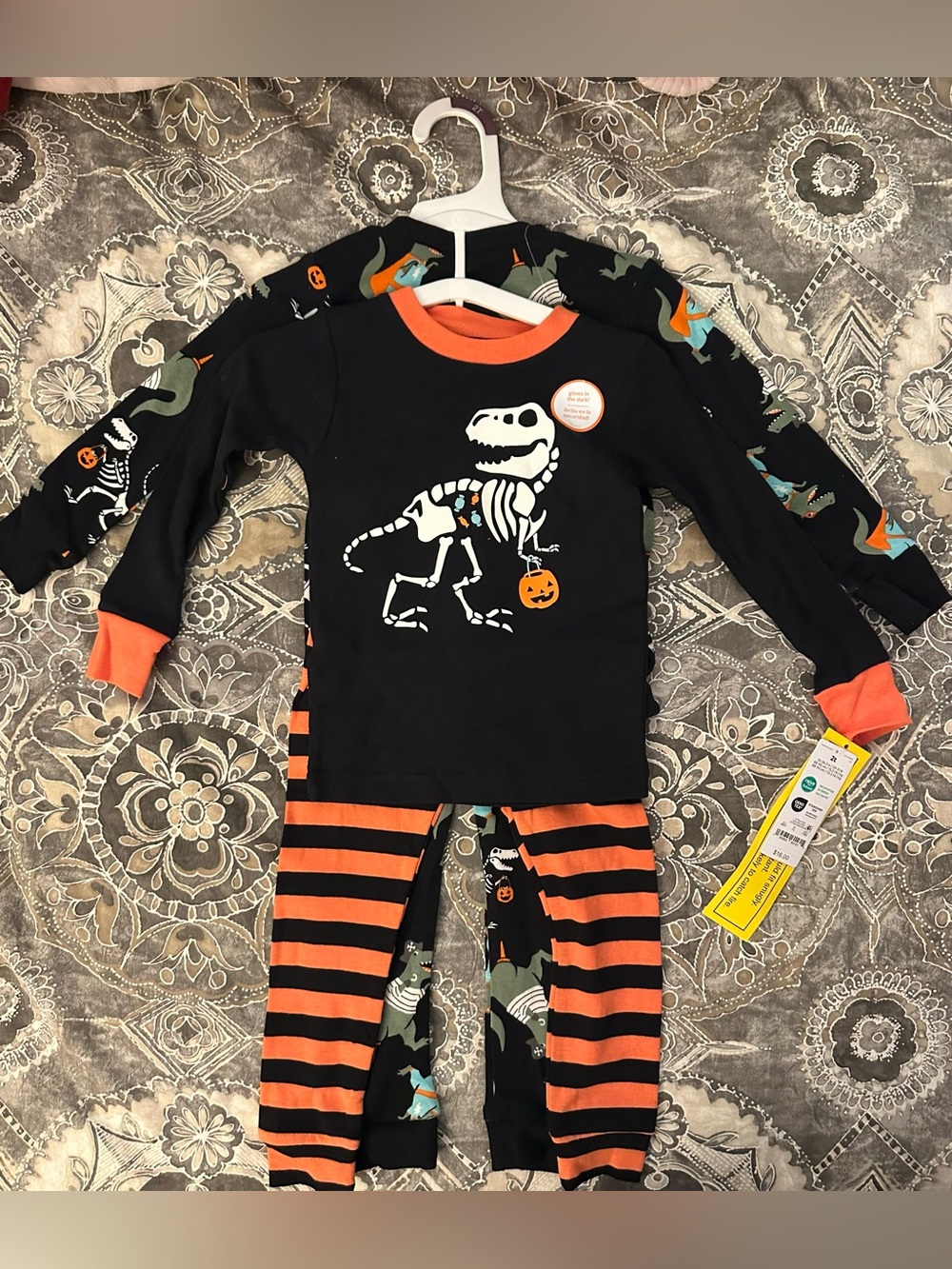 NWT- Kids Halloween Skeleton Dinosaur 2 piece Pajama Set - Black & Orange